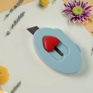 Mini Utility Cutter / Knife with Heart-Shaped Safety Lock (1 Pc)