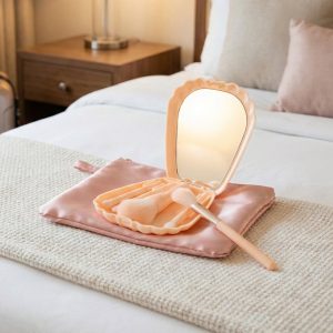 5 in 1 Makeup Brush Set with Mirror Box – Compact Cosmetic Kit