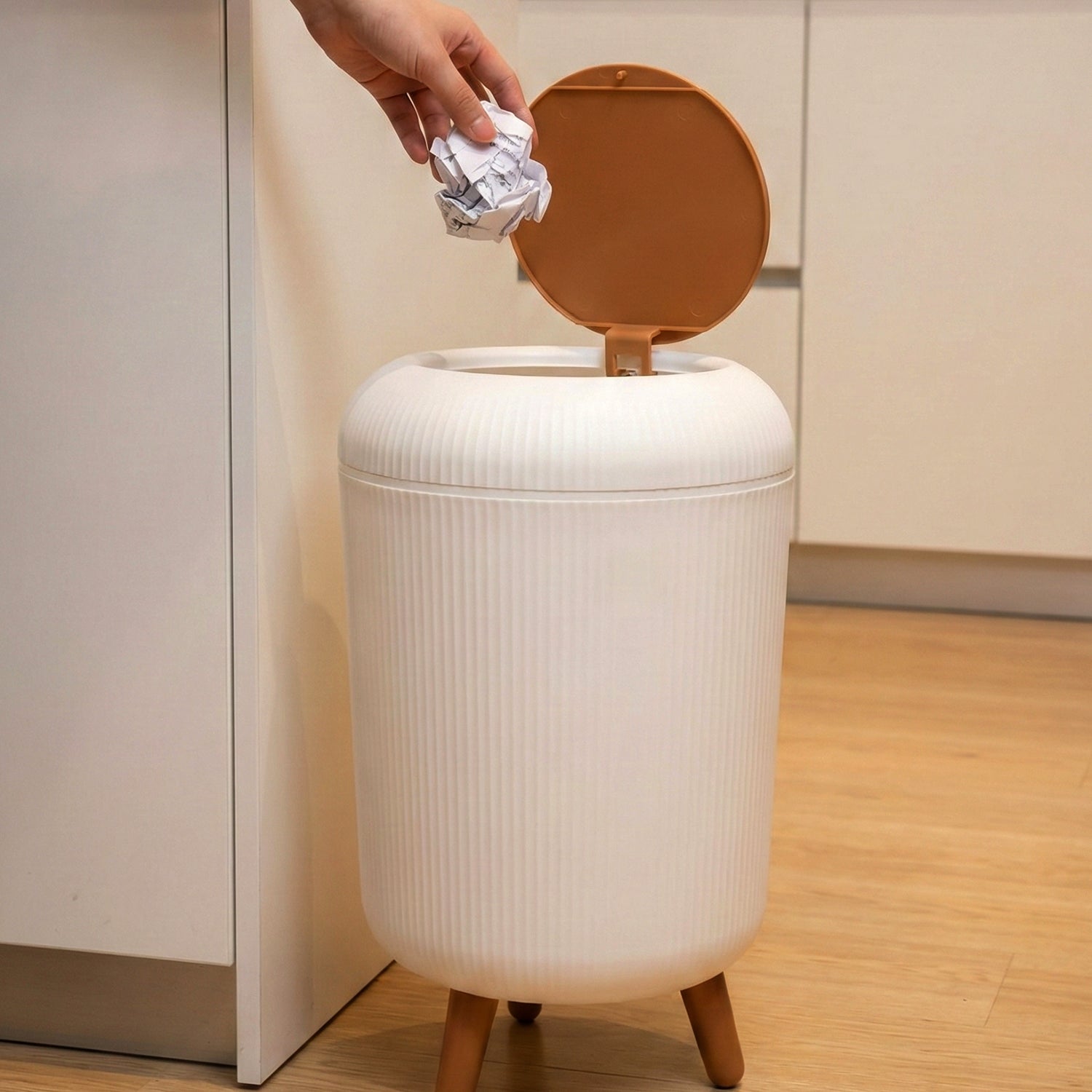 Premium Stylish Mini Dustbin (22x30 Cm, 1 Pc) - Image 3