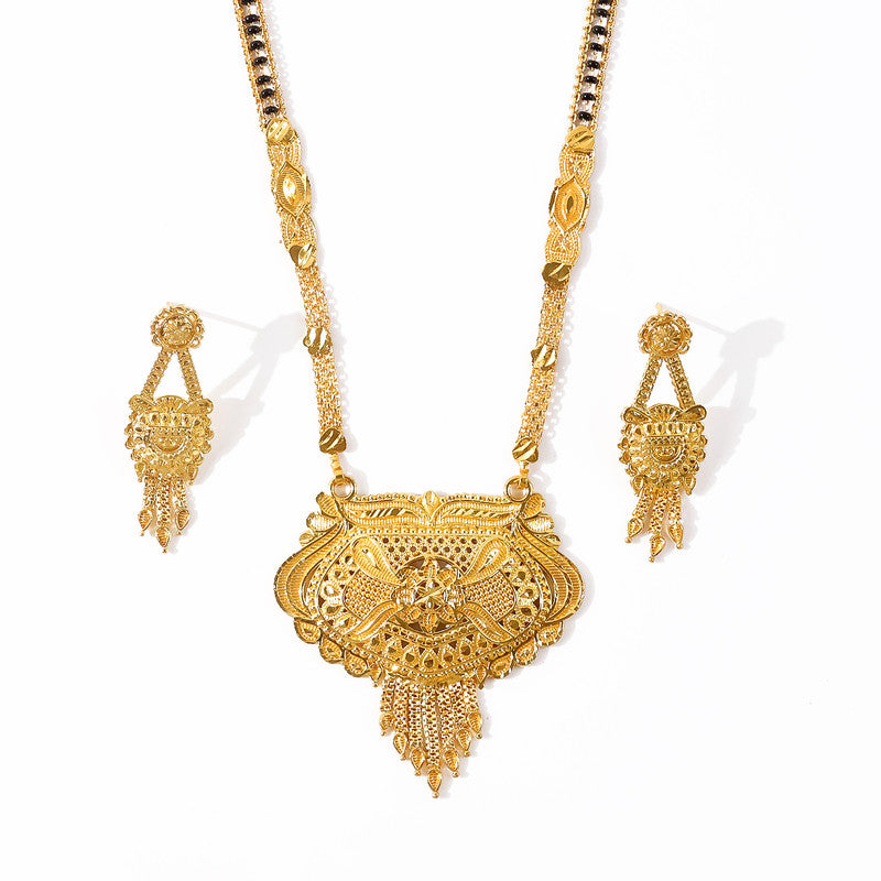 Designer Maharashtrian Mangalsutra Set – Elegant Pendant with Matching Earrings
