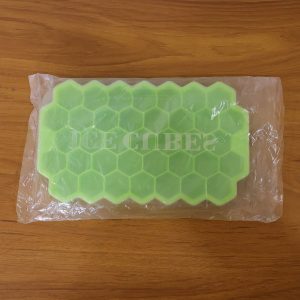 Premium Honeycomb Silicone Ice Cube Tray with Lid (1 Pc)