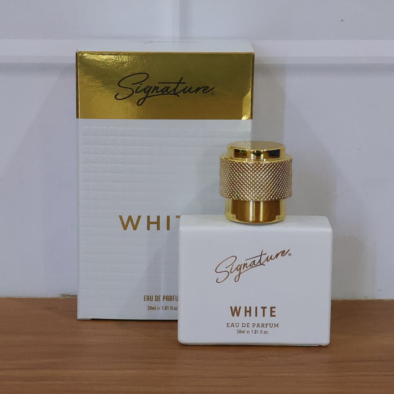 Signature Premium White Eau De Perfume 30 ML - Image 7