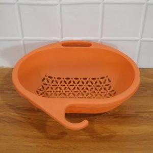 Multipurpose Plastic Kitchen Strainer Bowl with Hook Handle (1 Pc)