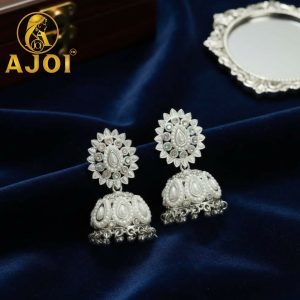 Premium Pearl Radiance Earrings