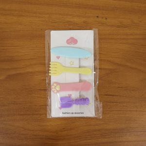 Cute Multi Design Hair Clips (4 Pc)