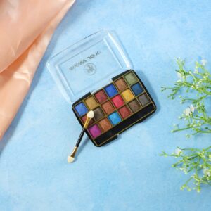 Premium 18-Color Shimmer Eyeshadow Palette (12 GM / 1 Pc)