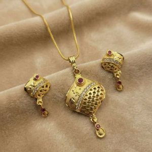 Elegant Gold Pendant and Earring Set Stylish Traditional Jewelry Set for Women