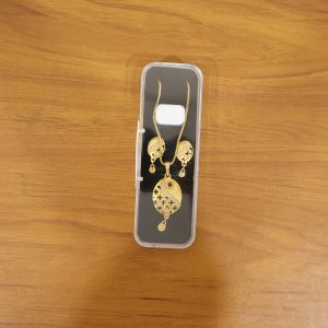 Oval Motif Gold Pendant and Earring Set Elegant Traditional Jewelry Set for Women