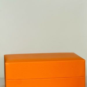 His and Hers Classic Watch and Pendant Combo – Gold Dial Quartz Watches with Black Straps and Matching Heart-Shaped Couple Necklaces – Perfect Gift for Lovers, Anniversaries, or Engagements