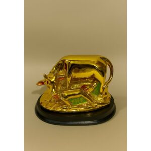Kamdhenu Cow and Calf Idol on Base – Auspicious Decorative Statue for Puja Room, Temple, Office Desk, Living Room, and Gifting – Traditional Indian Vaastu Showpiece for Prosperity and Positive Energy