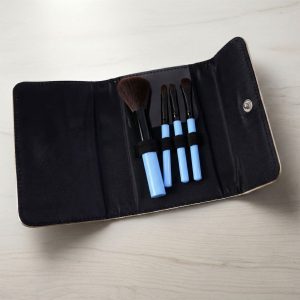 4-in-1 Professional Makeup Brush Set (1 Pc)