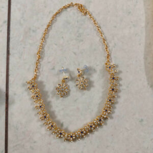 Diamond-Look Floral Choker Necklace Set with Blue Accents