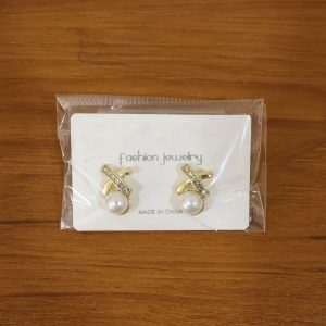 Elegant Pearl Crystal Stud Earrings for Women And Girls