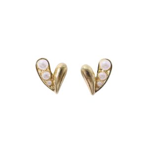 Elegant Korean Style Gold Pearl Heart Stud Earrings for Women & Girls