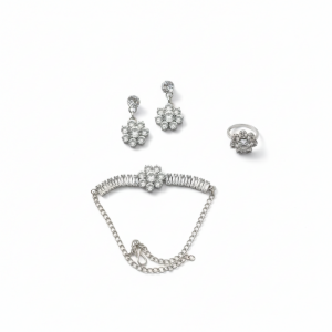 Premium AD Floral Bracelet Combo Perfect For Gifting