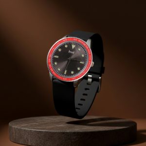 Classic Black Analog Wrist Watch with Rotating Bezel and Sporty Minimalist Dial