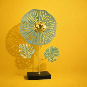 Modern Metal Flower Table Decor Showpiece for Home and Office