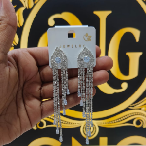 Beautiful Elegant Stunning Silver Chandelier Earrings