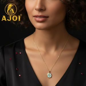 Luxe Gold Pendant Necklace