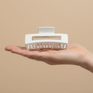 Large Stylish Plastic Hair Clip (1 Pc)