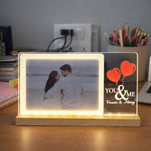 LED Couple Photo Frame Lamp with Wooden Base Romantic Decor