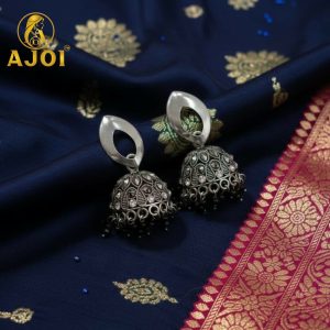 Silver Teardrop Earrings