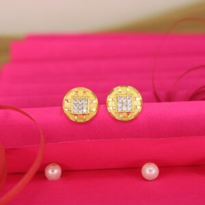 Heart Filigree Gold-Plated Stud Earrings with AD for women and girls
