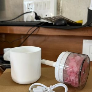 USB Portable Flower Humidifier Diffuser for Desk Home Office (Color may vary)